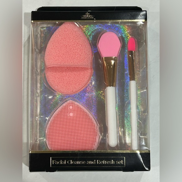 Facial Cleanse and Refresh Set with Pink Tools - Picture 2 of 3